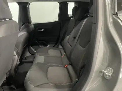 Photo 6 Jeep Renegade  1.3 Turbo T4 240ch PHEV 4xe Upland BVA6 eAWD