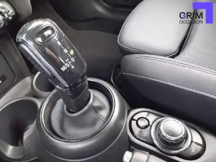 Photo 11 Mini Mini  Cooper 136ch  Edition Camden BVA7