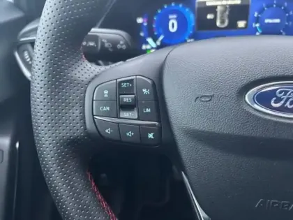 Photo 11 Ford Puma  1.0 Flexifuel 125ch S&S mHEV ST-Line