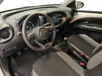 Photo 13 Toyota Aygo  X 1.0 VVT-i 72ch Dynamic