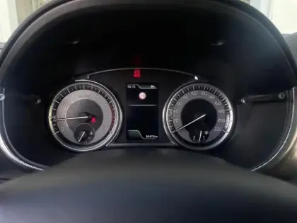 Photo 10 Suzuki Vitara  1.4 Boosterjet Hybrid 129ch Style