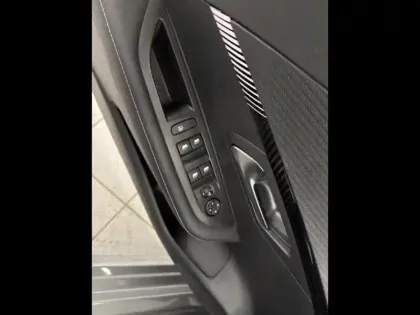 Photo 14 Peugeot 208  1.2 PureTech 100ch S&S Allure