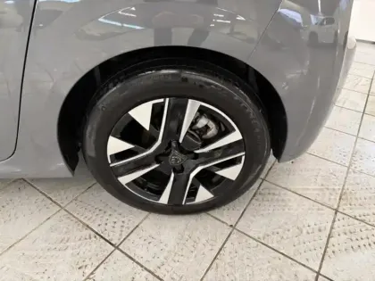 Photo 9 Peugeot 208  1.2 PureTech 100ch S&S Allure