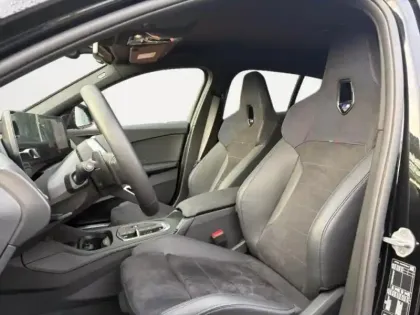 Photo 8 BMW Serie 1 Série 1 123 xDriveA 218ch M Sport DKG7