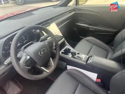 Photo 14 Lexus Lbx  1.5 136ch Emotion 2WD