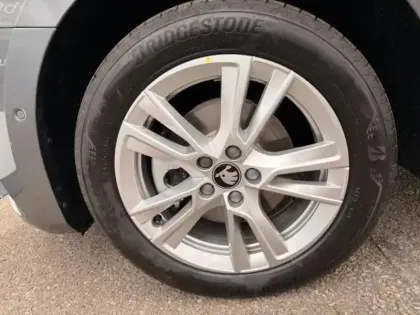 Photo 11 Skoda Fabia  1.0 TSI Evo2 116ch Clever Edition DSG7