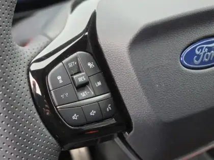 Photo 13 Ford Puma  1.0 EcoBoost Hybrid 125ch ST-Line S&S Powershift