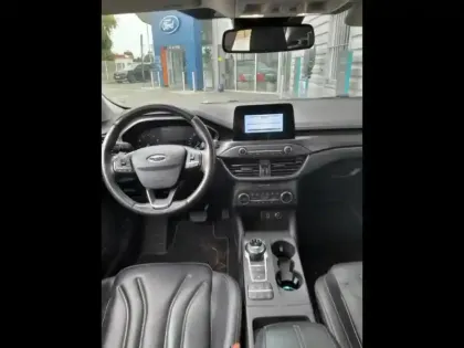 Photo 3 Ford Focus  1.0 EcoBoost 125ch Vignale BVA