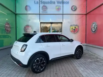 Photo 5 Fiat 600  e 156ch 54kWh La Prima (Certinergy 4750? déduit)