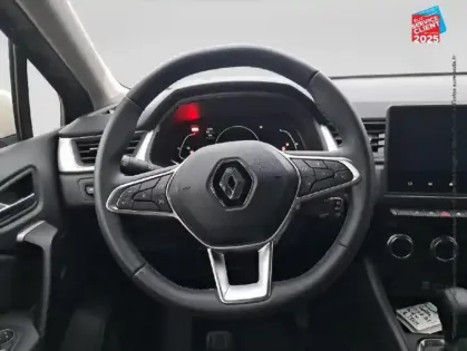 Photo 26 Renault Captur  1.6 E-Tech hybride 145ch Techno