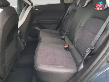 Photo 10 Renault Captur  1.6 E-Tech hybride 145ch Techno