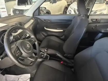 Photo 12 Suzuki Swift  1.2 Dualjet Hybrid 90ch Pack Euro6d-T