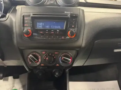 Photo 8 Suzuki Swift  1.2 Dualjet Hybrid 90ch Pack Euro6d-T