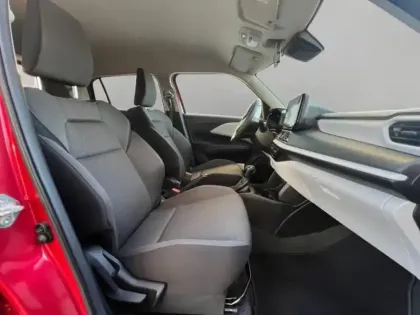 Photo 8 Suzuki Swift  1.2 Hybrid 83ch Privilège Auto