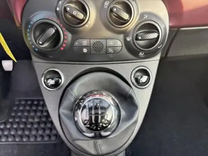 Photo 13 Fiat 500  1.0 70ch BSG S&S Star