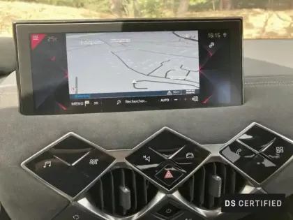 Photo 11 DS DS 3  Crossback BlueHDi 130ch Performance Line + Automatique