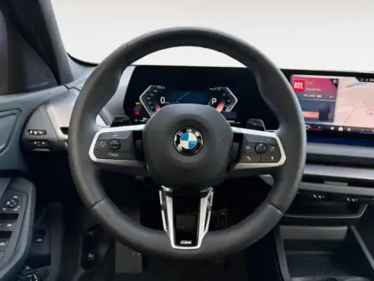 Photo 11 BMW Serie 1 Série 1 120A 170ch M Sport DKG7