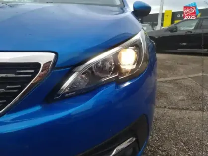 Photo 12 Peugeot 308 Gén. III Ph1 Allure Pack 5