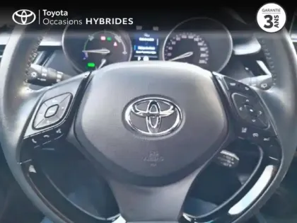 Photo 27 Toyota C-HR  1.8 Hybride 122ch Dynamic Ultimate E-CVT