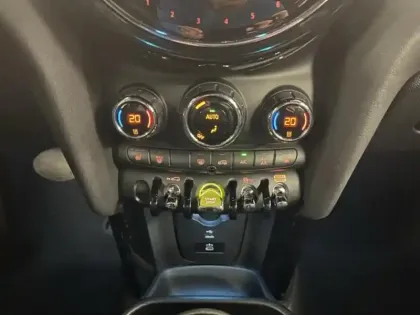 Photo 10 Mini Mini  Cooper SE 184ch Edition Premium BVA 5CV