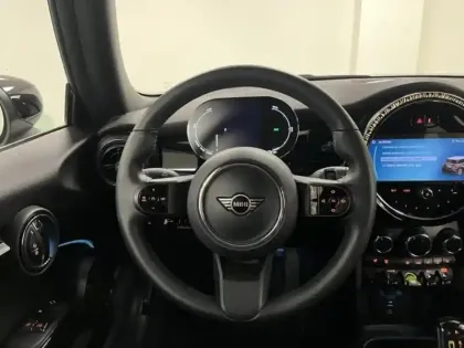 Photo 8 Mini Mini  Cooper SE 184ch Edition Premium BVA 5CV