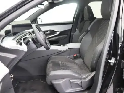 Photo 8 Peugeot 3008  1.2 Hybrid 145ch GT e-DCS6