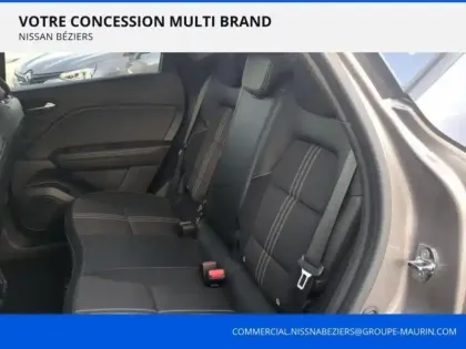 Photo 10 Renault Captur  1.6 E-Tech hybride 145ch Engineered