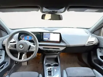 Photo 9 BMW Serie 1 Série 1 120A 170ch M Sport DKG7