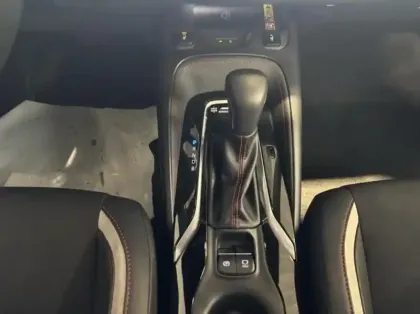 Photo 12 Toyota Corolla  Touring Spt 1.8 140ch GR Sport MY23