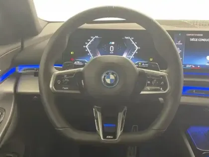 Photo 5 BMW Serie 5 Série 5 Touring 530e 299ch M Sport xDrive