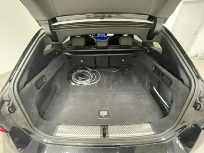 Photo 6 BMW Serie 5 Série 5 Touring 530e 299ch M Sport xDrive