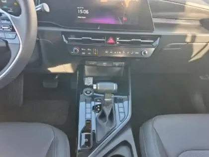 Photo 40 Kia Niro  1.6 GDi 129ch HEV Active DCT6