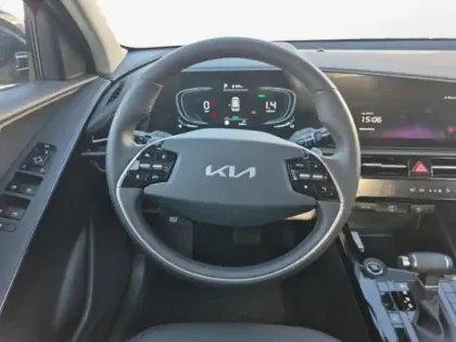 Photo 26 Kia Niro  1.6 GDi 129ch HEV Active DCT6