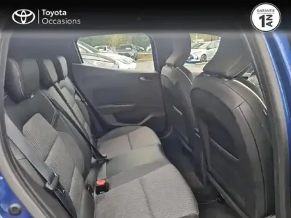 Photo 6 Renault Clio  1.6 E-Tech hybride 140ch Intens -21N