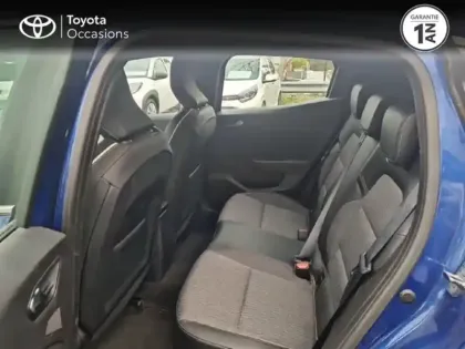 Photo 11 Renault Clio  1.6 E-Tech hybride 140ch Intens -21N