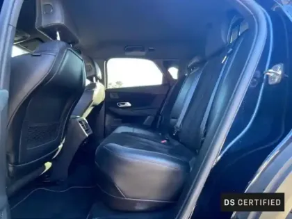 Photo 9 DS Ds 7  E-TENSE 4x4 300ch Performance Line +