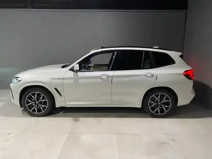 Photo 4 BMW X3  xDrive30e 292ch M Sport