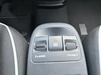 Photo 14 Fiat 500  e 95ch Action Plus