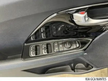 Photo 11 Kia Niro e- Premium 204ch