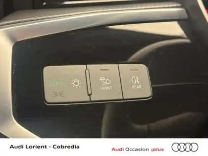 Photo 14 Audi Q3  35 TFSI 150ch Mild Hybrid S line S tronic 7