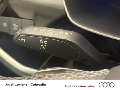 Photo 12 Audi Q3  35 TFSI 150ch Mild Hybrid S line S tronic 7