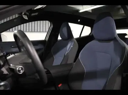 Photo 25 Volvo Ex30  Single Extended Range 272ch Ultra