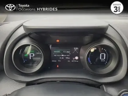 Photo 13 Toyota Yaris  Cross 116h Dynamic MY22