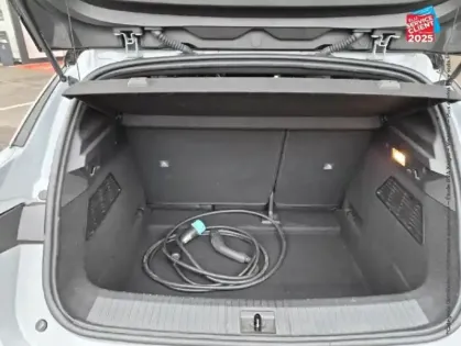 Photo 13 Renault Megane  E-Tech Electric EV60 220ch Iconic super charge