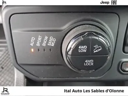 Photo 12 Jeep Compass  1.3 Turbo T4 190ch PHEV 4xe Longitude Summer Edition AT6 eAWD