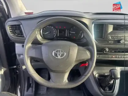 Photo 11 Toyota Proace  Combi Medium 1.5 120 D-4D Dynamic RC18