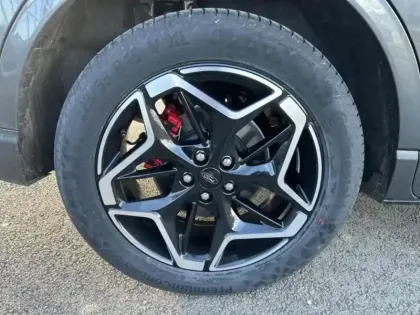 Photo 8 Ford Kuga  2.5 Duratec 180ch Hybrid FlexiFuel ST-Line X Powershift