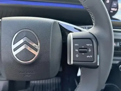 Photo 13 Citroën C3  1.2 Hybride 110ch PLUS