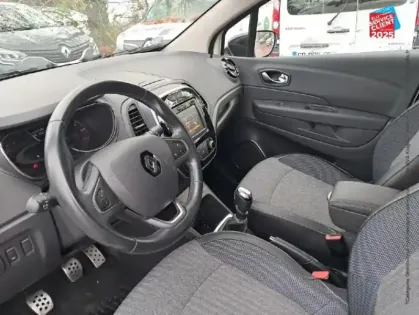 Photo 14 Renault Captur  1.3 TCe 130ch FAP Intens GPS Camera
