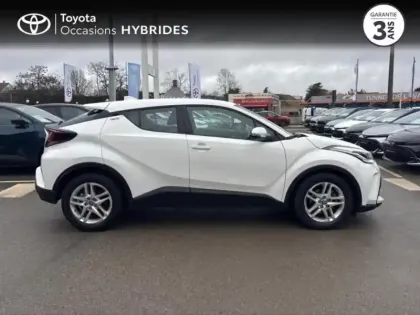Photo 7 Toyota C-HR  1.8 Hybride 122ch Dynamic Ultimate E-CVT